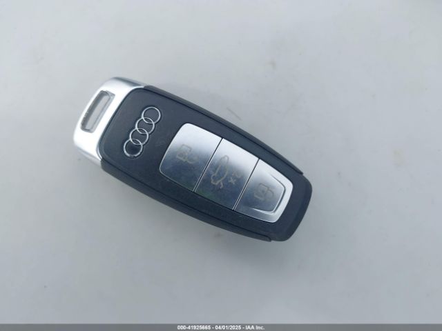 2023 AUDI A3 WAUAUDGYXPA062020 Photo 10
