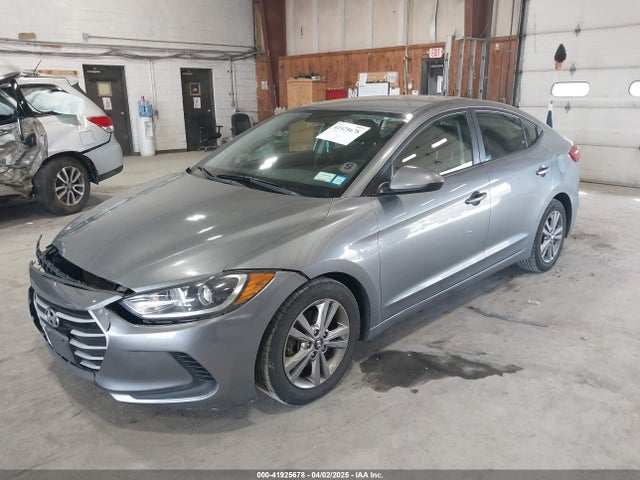 5NPD84LF8JH274407 Hyundai ELANTRA SEL