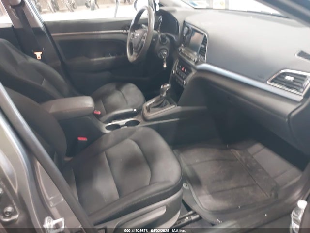5NPD84LF8JH274407 Hyundai ELANTRA SEL