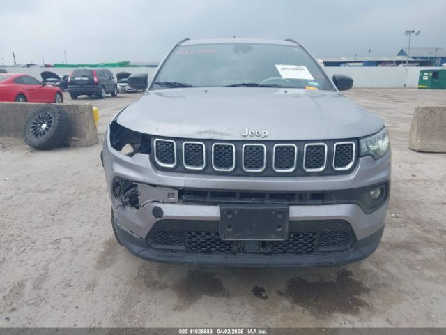 3C4NJDBN3PT514117 Jeep Compass Latitude 4x4