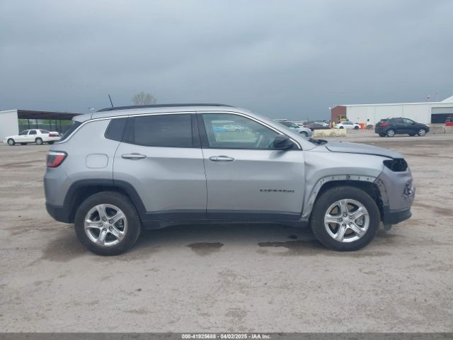 3C4NJDBN3PT514117 Jeep Compass Latitude 4x4
