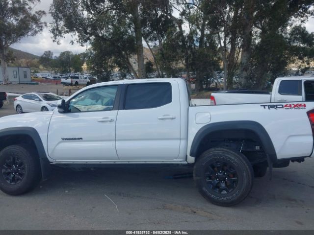 3TMCZ5AN5KM249582 Toyota Tacoma Trd Off Road