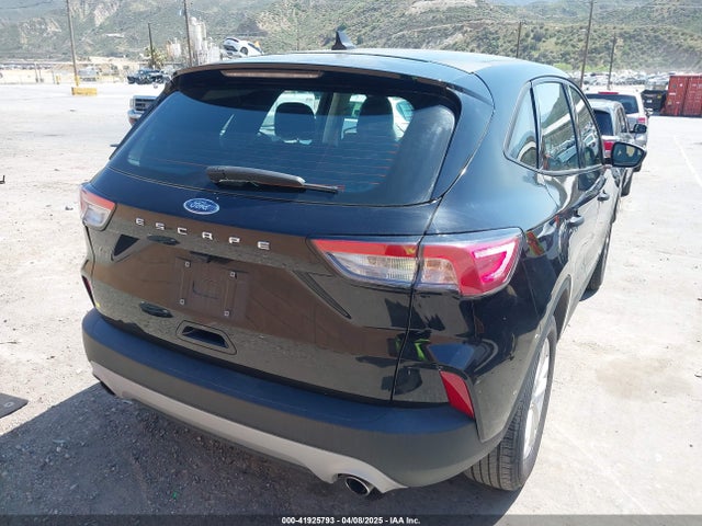 1FMCU0F60NUA81185 Ford ESCAPE S