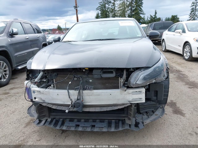 1N4BL4CVXPN393894 Nissan Altima Sr Fwd