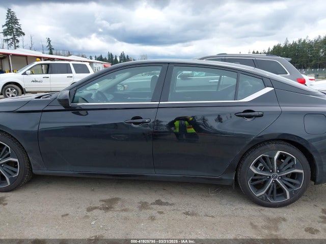 1N4BL4CVXPN393894 Nissan Altima Sr Fwd