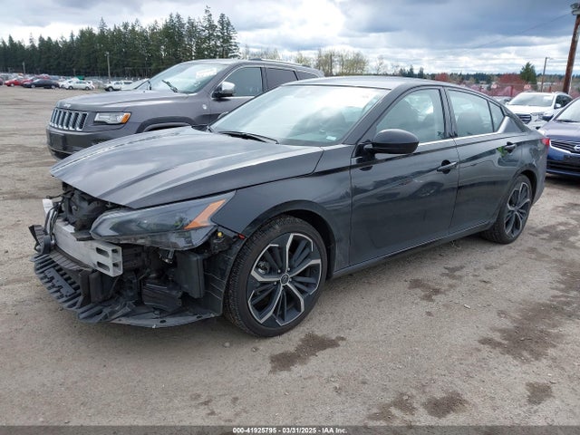 1N4BL4CVXPN393894 Nissan Altima Sr Fwd