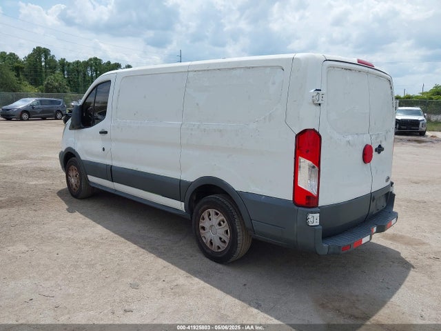 1FTYE1YM3GKB19273 Ford Transit-150