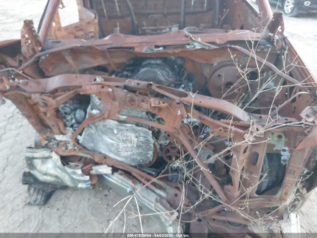 1GCNCREH7EZ137584 Chevrolet Silverado 1500 1lt