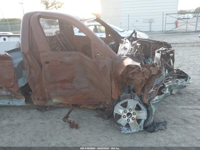 1GCNCREH7EZ137584 Chevrolet Silverado 1500 1lt