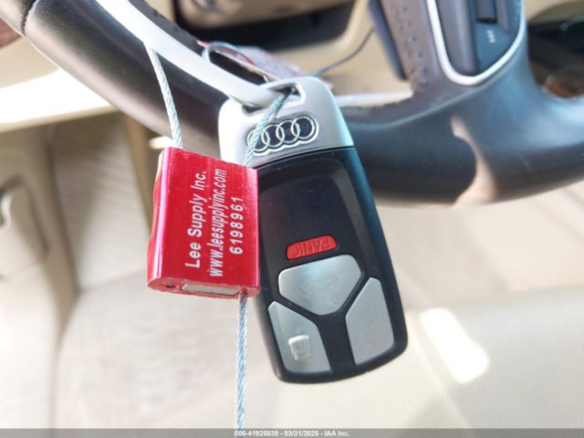 WA1VAAF75KD017718 Audi Q7 55 Premium
