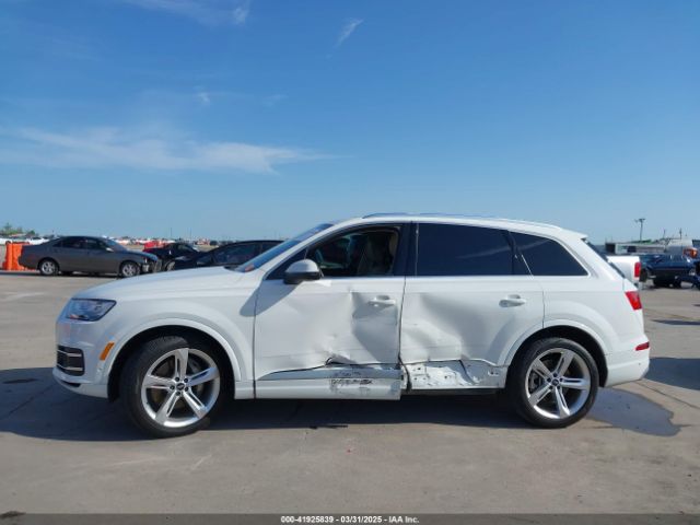 WA1VAAF75KD017718 Audi Q7 55 Premium