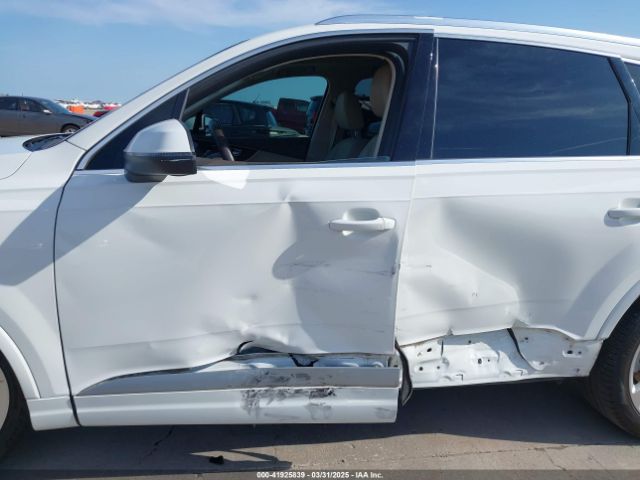 WA1VAAF75KD017718 Audi Q7 55 Premium