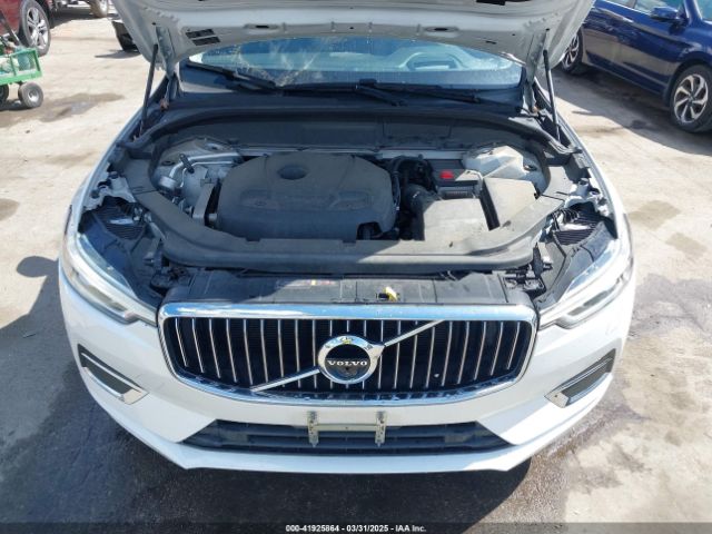 2019 VOLVO XC60 LYV102RL9KB284828 Photo 9