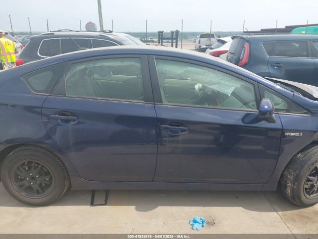 JTDKN3DU9F0448383 Toyota Prius Three