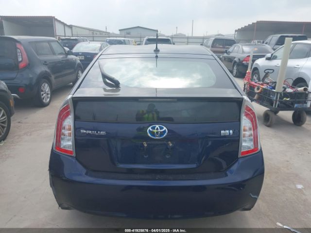 JTDKN3DU9F0448383 Toyota Prius Three