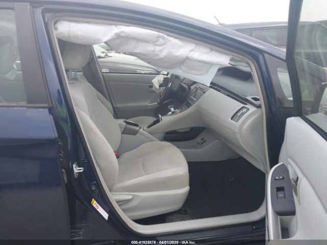 JTDKN3DU9F0448383 Toyota Prius Three