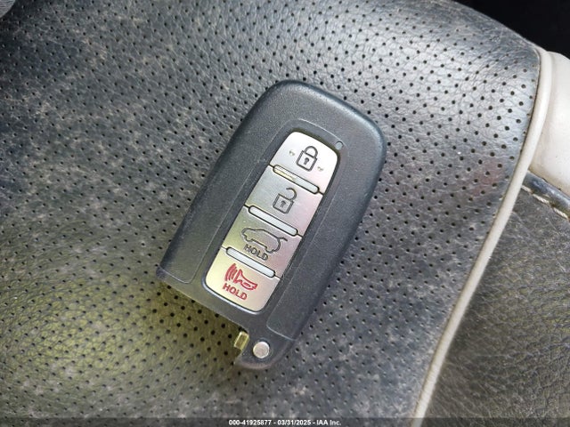 Продаж на аукціоні авто 2015 Hyundai Veloster Turbo, vin: KMHTC6AE2FU230993, номер лоту: 41925877