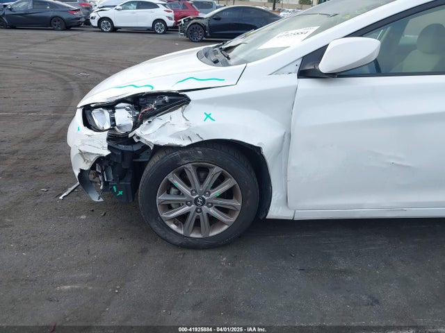 Hyundai ELANTRA SE 2014 5NPDH4AE5EH522533 Image 13