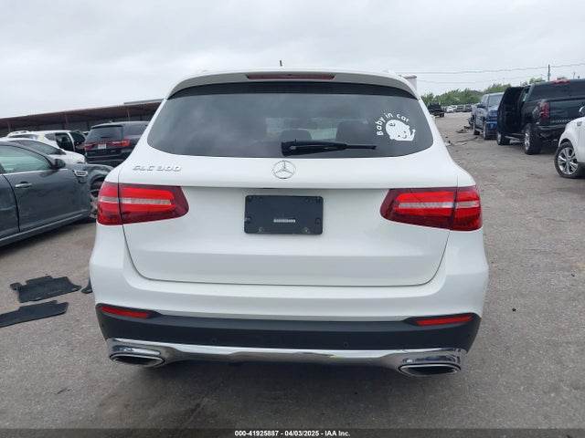 WDC0G4JB2JV024947 Mercedes-Benz GLC 300