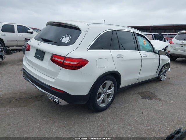 WDC0G4JB2JV024947 Mercedes-Benz GLC 300