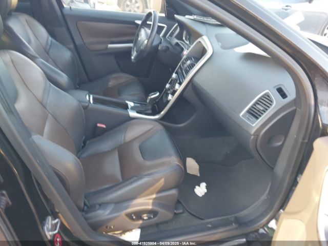 YV440MDM1F2706152 Volvo Xc60 T5 Platinum