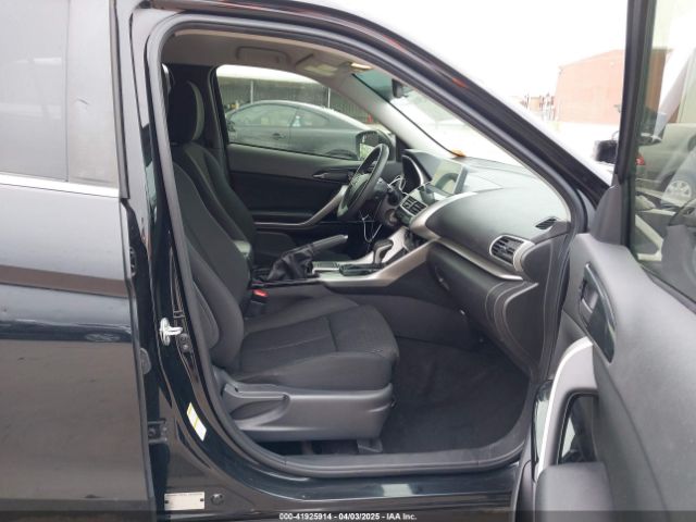 2020 MITSUBISHI ECLIPSE CROSS JA4AS4AAXLZ010896 Photo 4