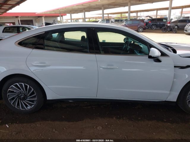 KMHL34JJ0SA108999 Hyundai Sonata Hybrid Sel