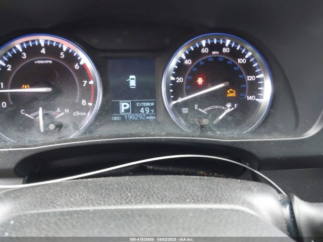 5TDZARFH8ES008504 Toyota Highlander Le