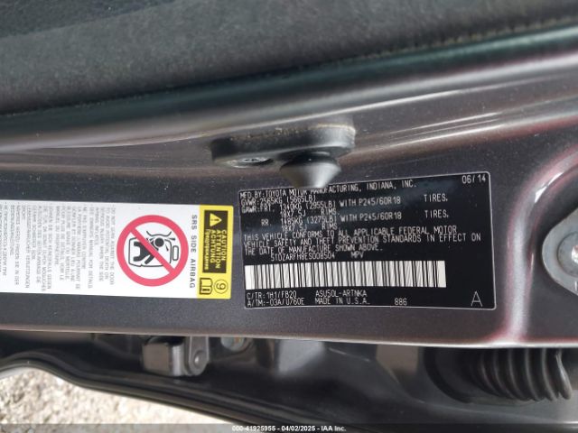 5TDZARFH8ES008504 Toyota Highlander Le