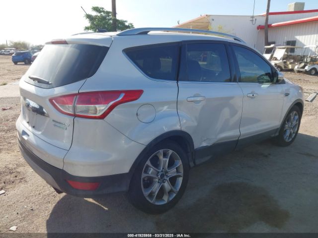 1FMCU0J93GUA11944 Ford Escape Titanium
