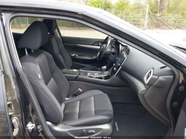 1N4AA6AP9GC901429 Nissan Maxima 3.5 S