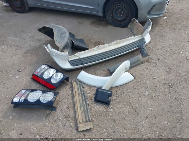 SALAG2V69GA790579 Land Rover LR4