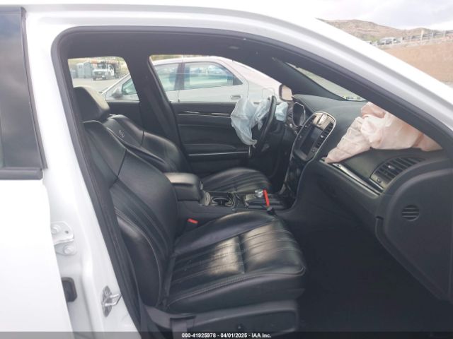 2C3CCABG4MH525637 Chrysler 2021