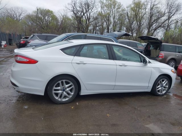 3FA6P0H79ER213582 Ford FUSION SE