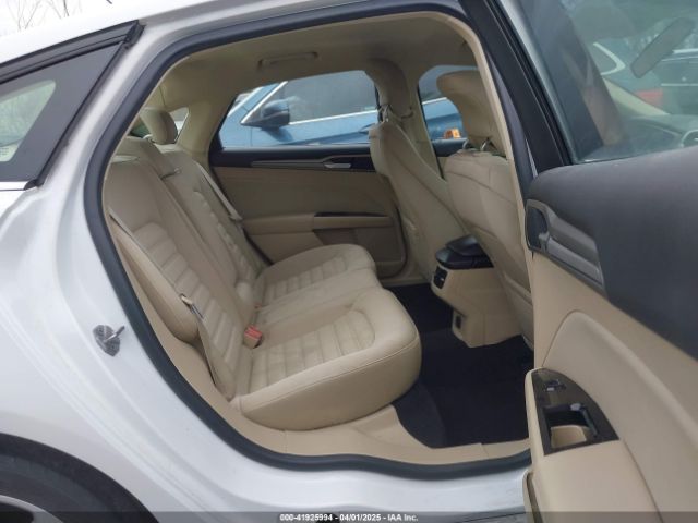 3FA6P0H79ER213582 Ford FUSION SE