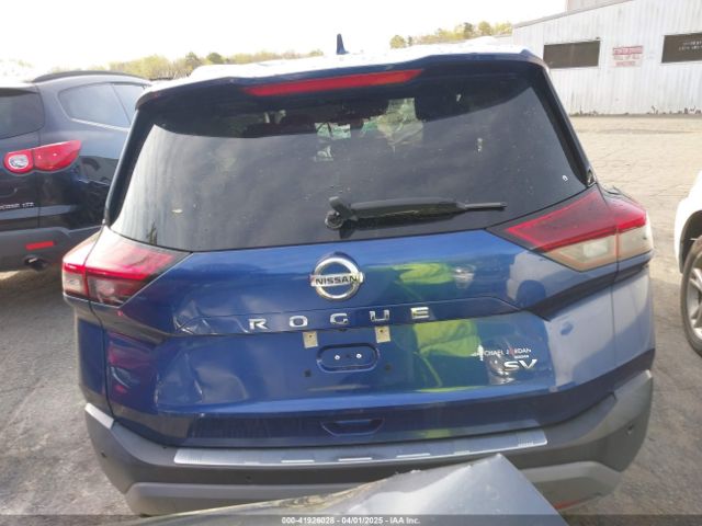 5N1AT3BA6MC768925 Nissan Rogue Sv Fwd
