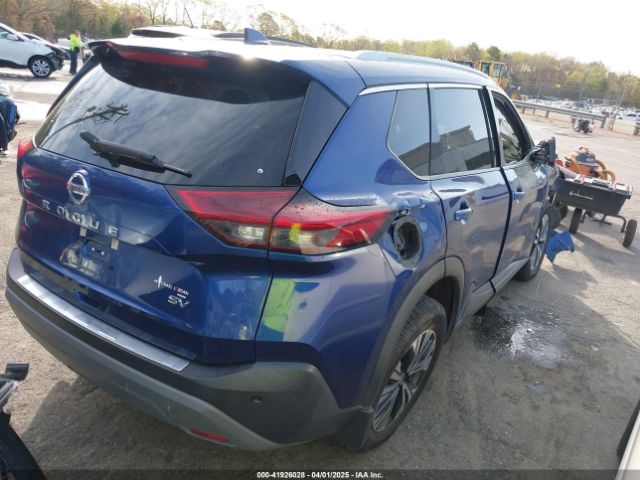 5N1AT3BA6MC768925 Nissan Rogue Sv Fwd