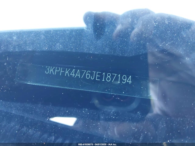 3KPFK4A76JE187194 KIA FORTE LX