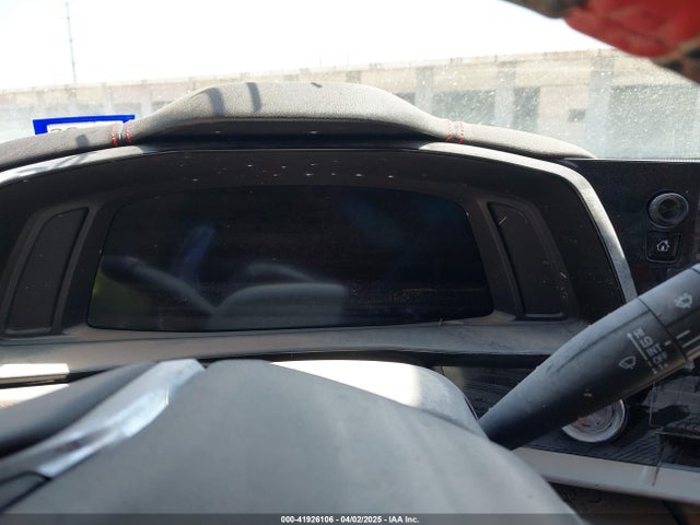 1G1YA2D49R5121269 Chevrolet lt2