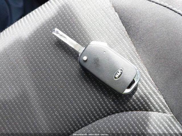 3KPF24AD5ME335331 KIA Forte Lxs