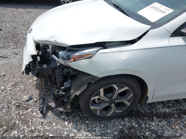 3KPF24AD5ME335331 KIA Forte Lxs