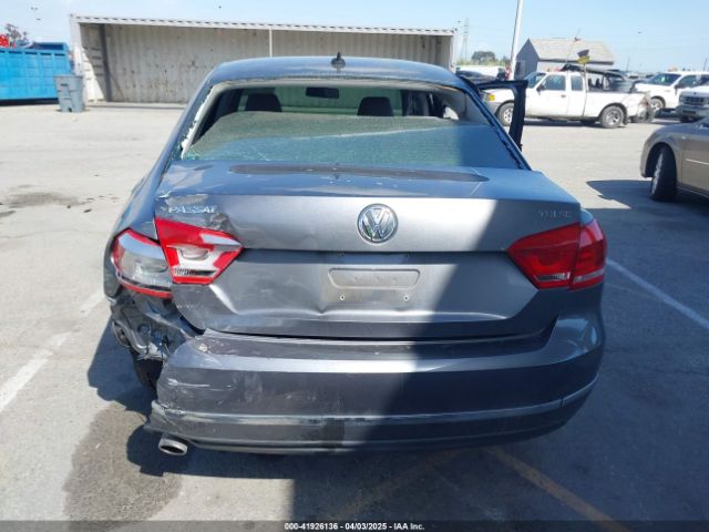 1VWBV7A30FC070551 Volkswagen Passat 2.0l Tdi Se
