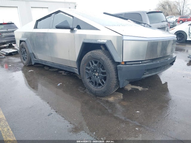 2024 TESLA CYBERTRUCK 7G2CEHEE5RA019900 Photo 0