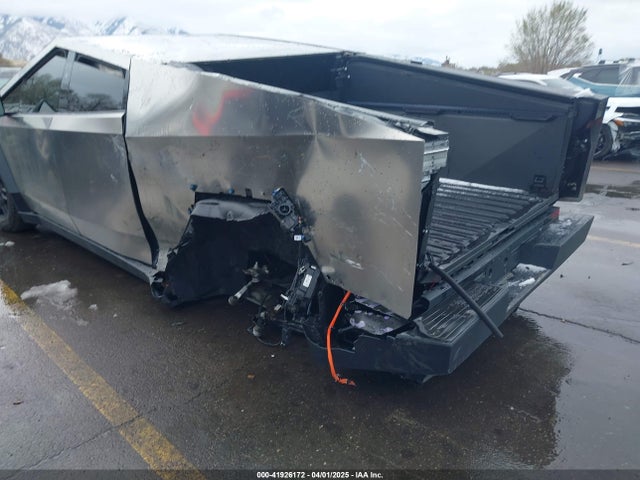 2024 TESLA CYBERTRUCK 7G2CEHEE5RA019900 Photo 5