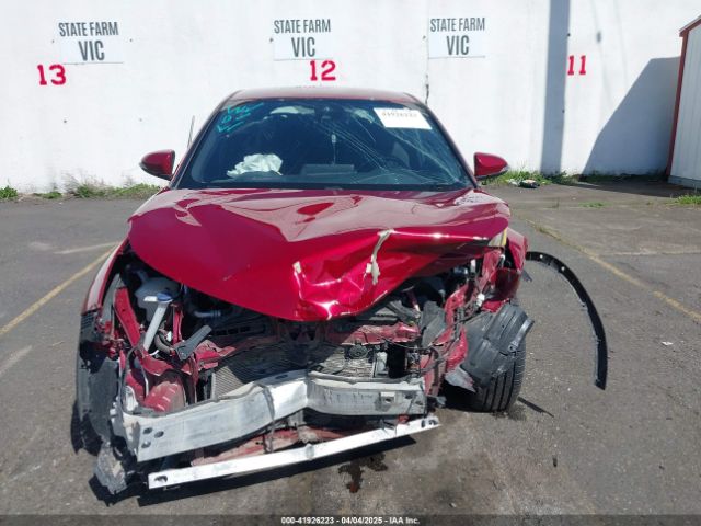 NMTKHMBX9JR023325 Toyota C-HR XLE