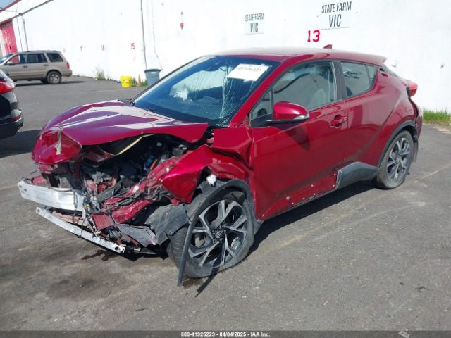 NMTKHMBX9JR023325 Toyota C-HR XLE