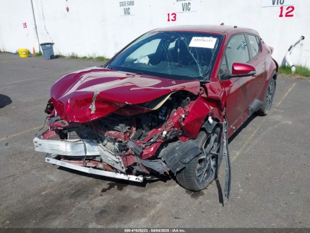 NMTKHMBX9JR023325 Toyota C-HR XLE