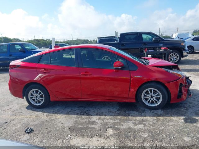 JTDKAMFU4M3145215 Toyota Prius Le