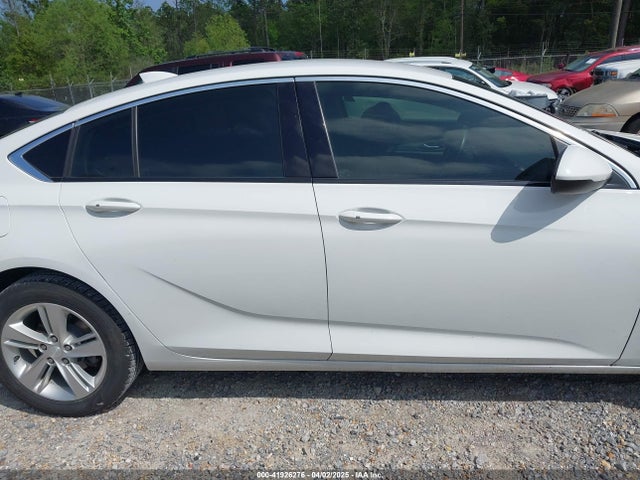 Buick Regal Sportback Preferred 2018 W04GL6SX2J1109620 Image 14