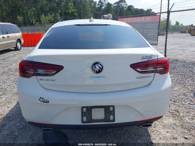 Buick Regal Sportback Preferred 2018 W04GL6SX2J1109620 Image 17